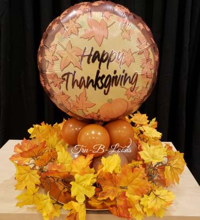 Thanksgiving balloon centerpiece